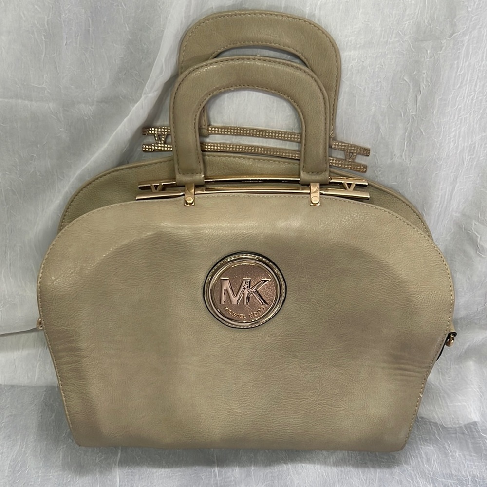 Michael Kors purse